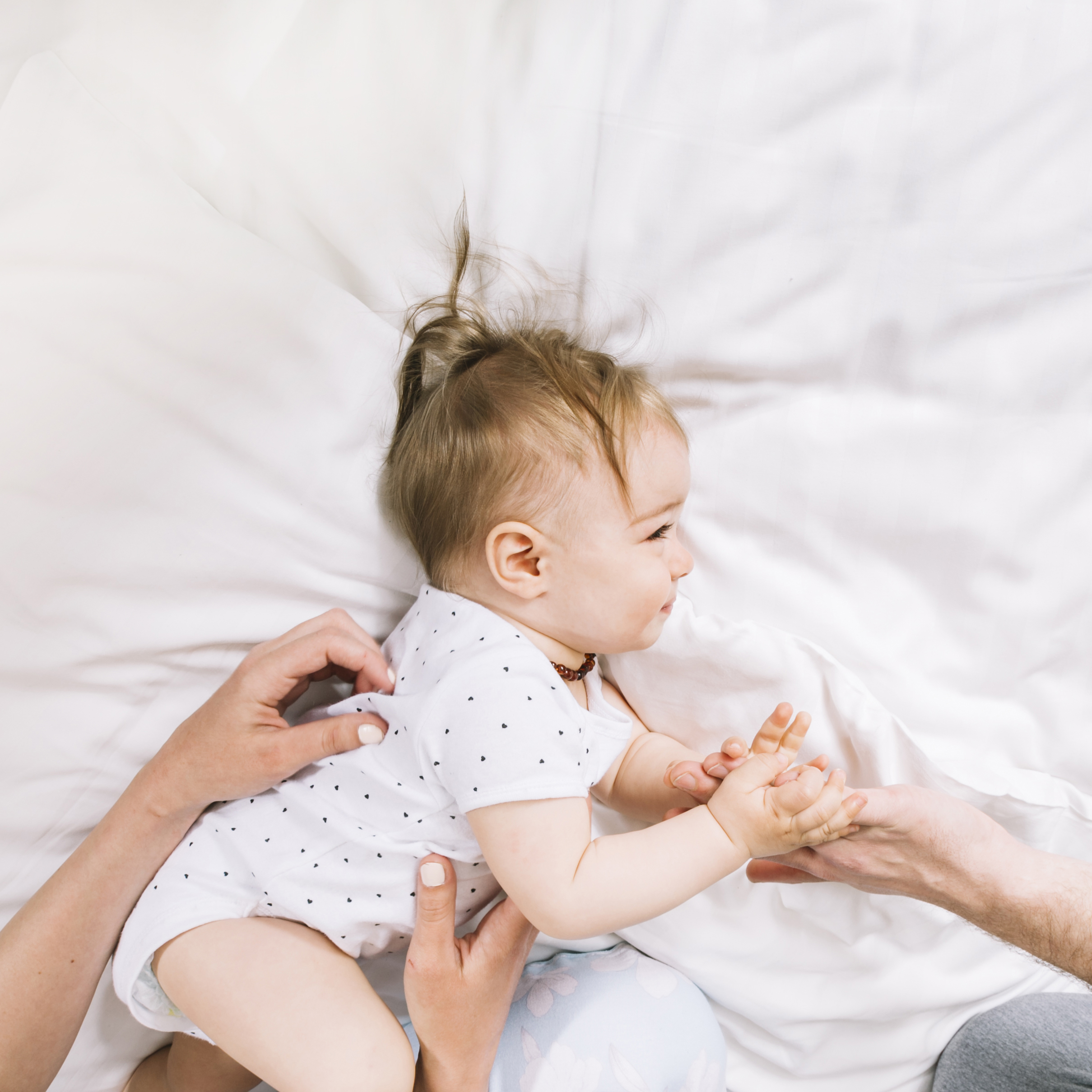 Les 1000 premiers jours de bébé : construire le lien parent-enfant | Amélie Crombez